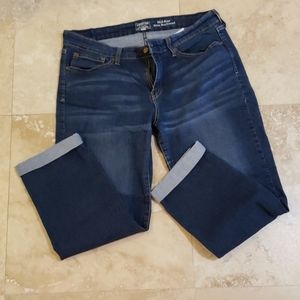 Levi Strauss Signature MidRise Slim Boyfriend Crop